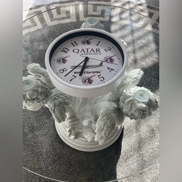 🇶🇦 Qatar Airways custom made Wall Clock 🕚 Like New! - Picture 5 of 9